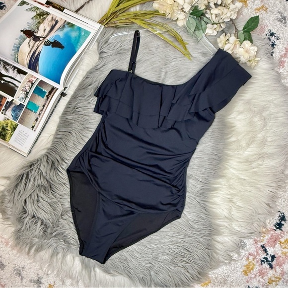 NEW Tahari Black One Shoulder Women’s Ruched One Piece Swimsuit Sz S - Picture 10 of 11